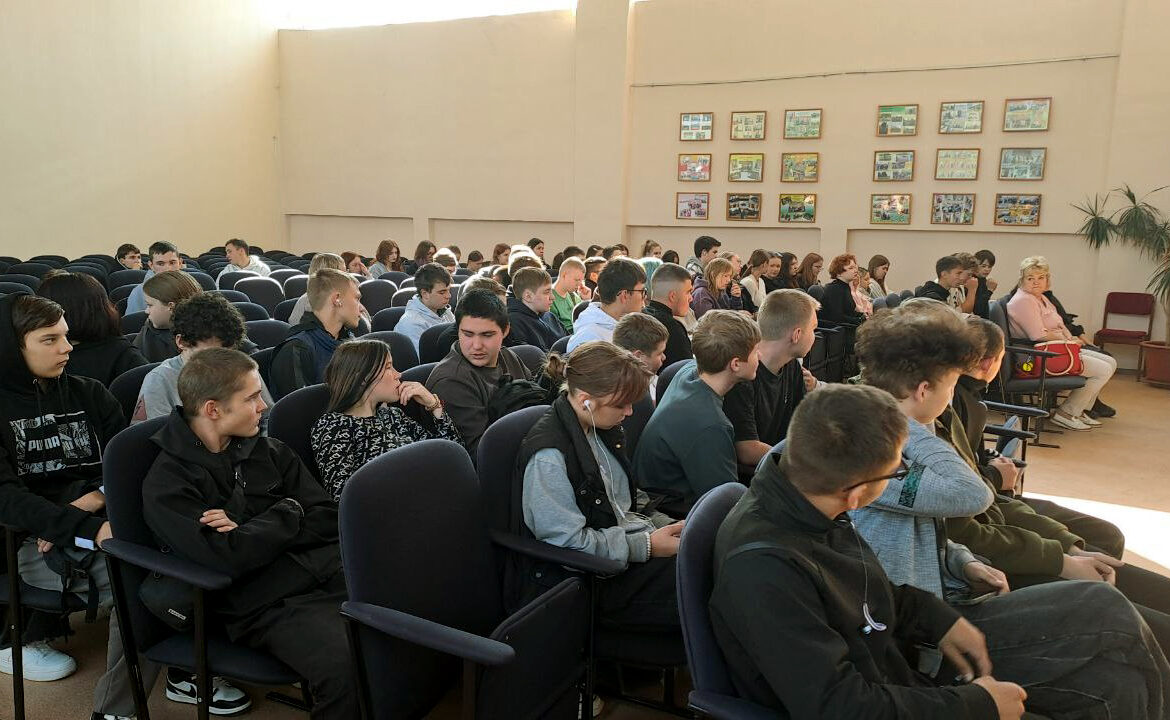 ВСТРЕЧА С ИНСПЕКТОРОМ: СТАЛЬНЫЕ ЗАКОНЫ ДЛЯ СТУДЕНТОВ
